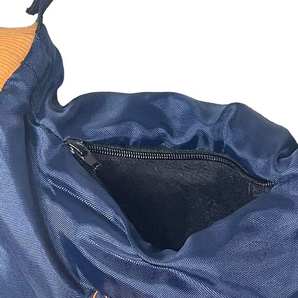 NFL Denver Broncos Thermal Plush Hand Warmer Fannie Pack Perfect for Cold Games - Picture 5 of 6